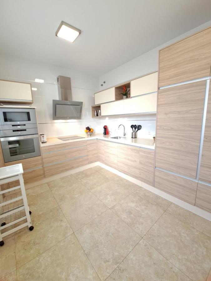 Villa Las Tres J Málaga Extérieur photo